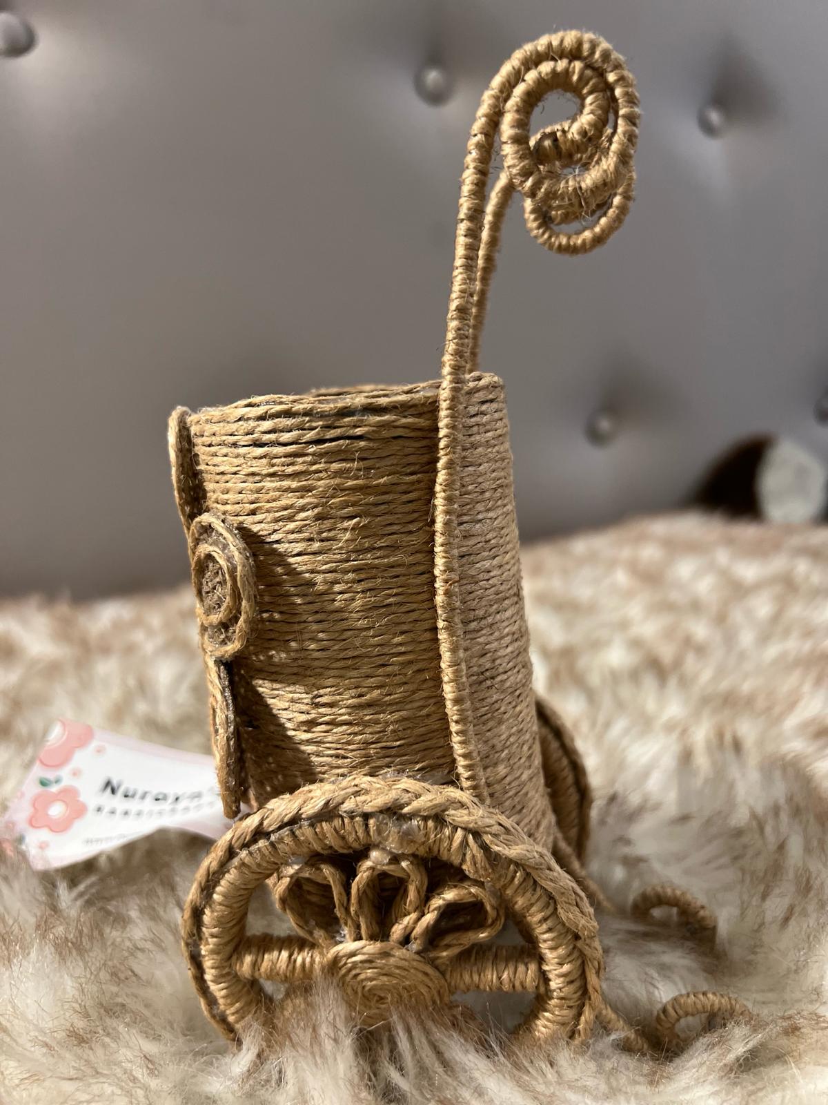 Jute wheel holder